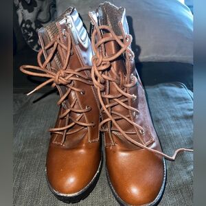 Breckele's Womens Heeled Boots